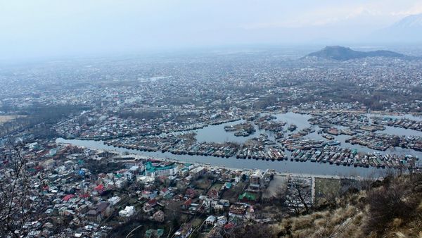 कश्मीर और लद्दाख में कैसे पांव पसार रही है बीजेपी