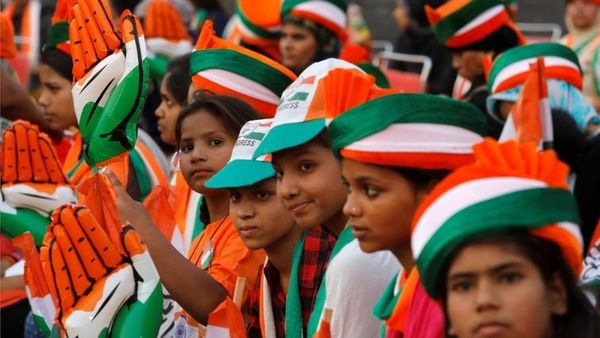 1000 सीटों वाली लोकसभा बनी तो क्या होगा फ़ायदा