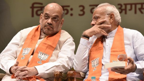 नरेंद्र मोदी को विधानसभा चुनाव में लोग दरकिनार क्यों करते हैं