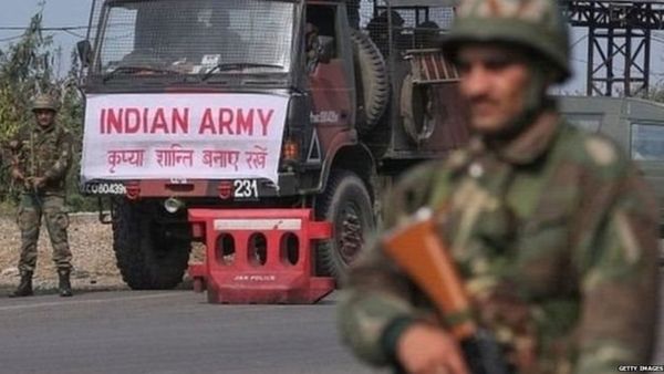 आर्मी चीफ़ जनरल बिपिन रावत का बयान क्या सेना के नियमों का उल्लंघन है?