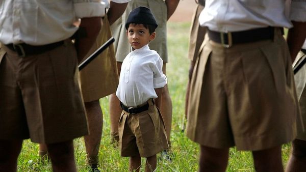 आरएसएस का 'दो बच्चों वाला प्लान' कितना काम करेगा