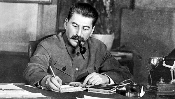 जोसेफ़ स्टालिन: कुछ इस तरह हुआ था सोवियत तानाशाह का अंत