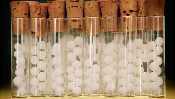 कोरोना वायरस: क्या होम्योपैथी में इसका इलाज है?