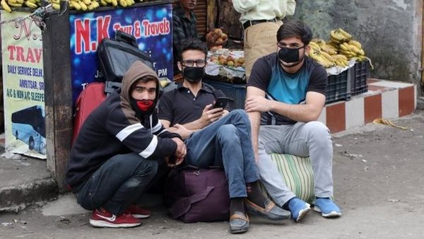 कोरोना वायरस से जंग में कश्मीर की मदद कर सकता है 4जी?