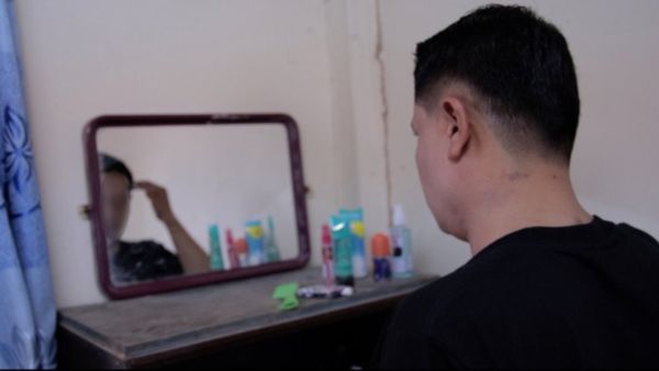 'क़ानून मुझे मर्द मान ले, ये आरज़ू थी मेरी...'