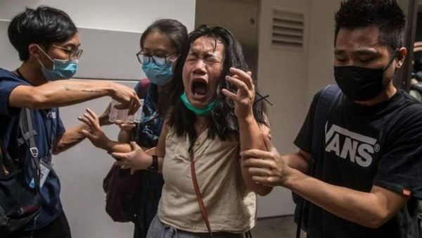 चीन से चिढ़े अमरीका और ब्रिटेन ने उठाए बड़े क़दम, चीन ने दी धमकी