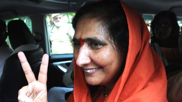 बाबरी मस्जिद विध्वंस: सुप्रीम कोर्ट और सीबीआई अदालत की राय बिल्कुल अलग कैसे हो गई?