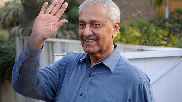 पाकिस्तान के पास भोपाल में जन्मे डॉ क़दीर ख़ान के होने के मायने