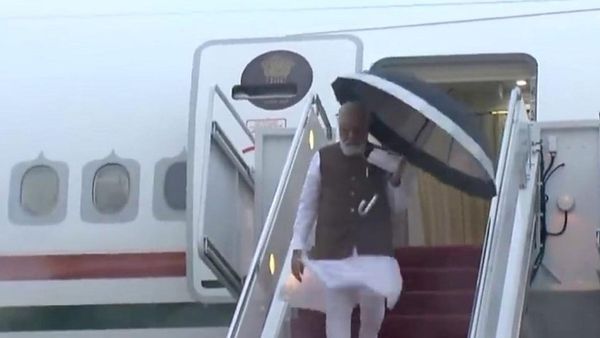 नरेंद्र मोदी ने कोवैक्सीन ली थी, तो अमेरिका जाने की अनुमति कैसे मिली?