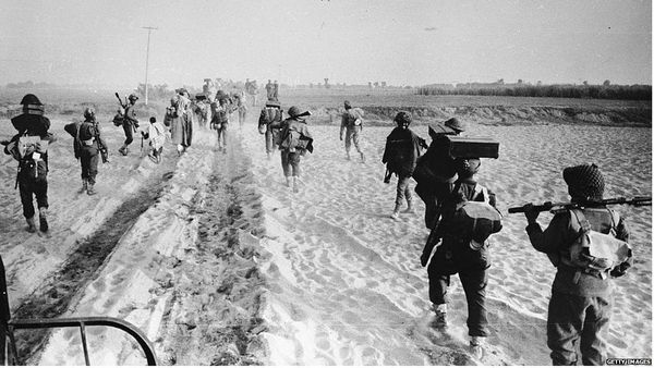 1971 की लड़ाई में जब तालाब के नीचे पाइप से साँस लेकर बचे भारतीय पायलट