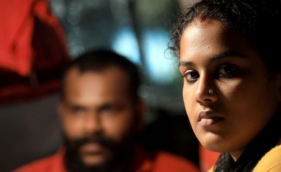 केरल में एक मां के खोए हुए बच्चे के मामले ने कैसे पकड़ा राजनीतिक तूल