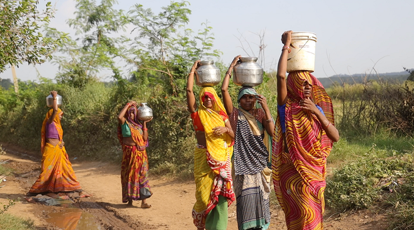 बुंदेलखंड: पानी की तरह बहा पैसा, लेकिन लोगों की प्यास नहीं बुझी