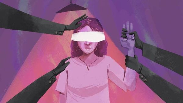 म्यांमार: उत्पीड़न झेलने वाली महिलाओं ने बताया नज़रबंदी शिविरों में क्या हो रहा है