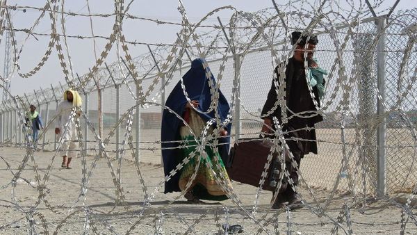 तालिबान ने पाकिस्तान को डूरंड लाइन को लेकर दी चुनौती