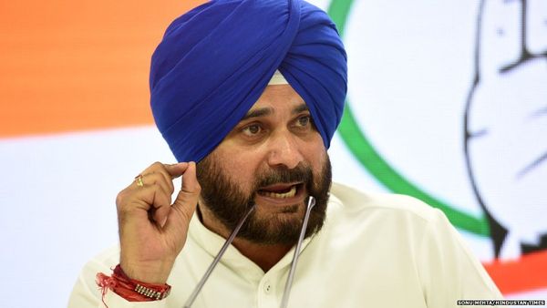 नवजोत सिंह सिद्धू पंजाब में कांग्रेस की हार के लिए कितने ज़िम्मेदार