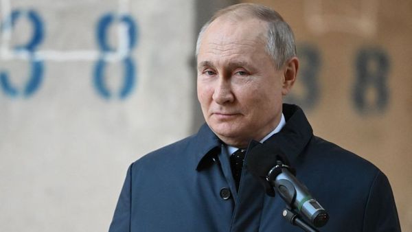 पुतिन की मांग के सामने क्या झुकने लगे हैं यूरोप के देश