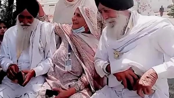 1947 के बिछड़े अब मिले: 'अपने ख़ून में बड़ी कशिश होती है, भाइयों को देखते ही पहचान गई थी'