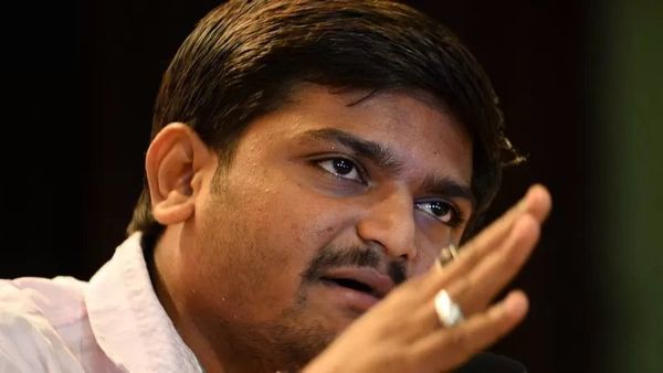 हार्दिक पटेल का बीजेपी से ये रिश्ता क्या कहलाता है?