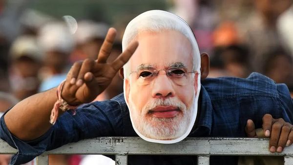 कर्नाटक के बाद तेलंगाना पर नज़र, क्या बीजेपी दक्षिण भारत में उत्तर जैसा कमाल कर पाएगी