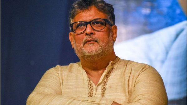 गाँधी स्मृति की पत्रिका में सावरकर की 'तारीफ़' से उपजा विवाद