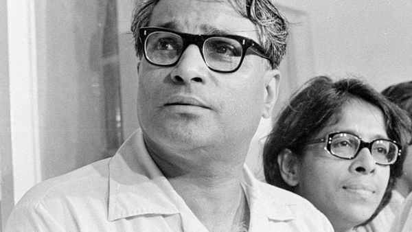 जॉर्ज फर्नांडिस समाजवादी सोच रखते थे फिर उन्होंने बीजेपी का दामन क्यों थामा?