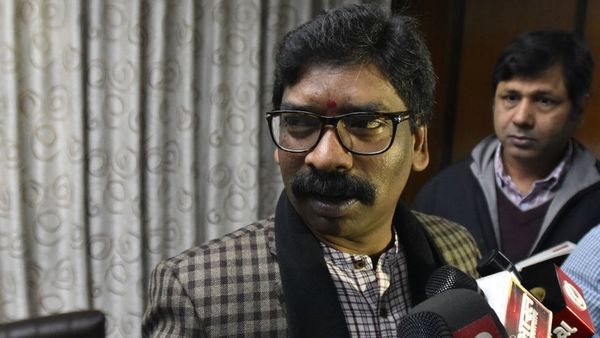 झारखंड:आख़िर क्यों बार-बार हिल जाती है मुख्यमंत्री की कुर्सी