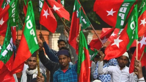 पीएफ़आई पर बैन के बाद अब एसडीपीआई की चर्चा, कौन ले सकता है फ़ैसला?