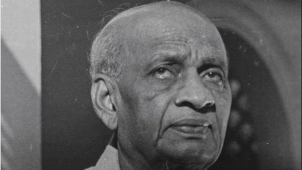 सरदार पटेल विद्यालय के पूर्व छात्रों ने अमित शाह के ख़िलाफ़ क्यों लिखी चिट्ठी