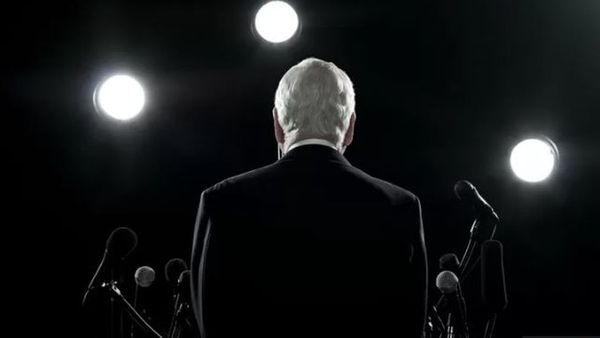 पुरुषों की भारी आवाज़ होने के मायने, महिलाएं क्यों करती हैं पसंद