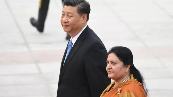 नेपाल में प्रचंड बने पीएम लेकिन चर्चा प्रमोद महाजन की क्यों?