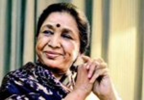 Asha Bhonsle daughter attempts suicide