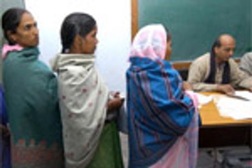 Karnataka by-elections: 71 pc turnout