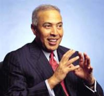 Arun Sarin considered for Yahoo's top post