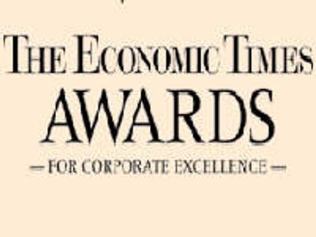 PM presents ET Awards for Corporate Excellence