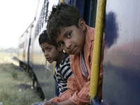 Hindu org demands ban on Slumdog Millionaire