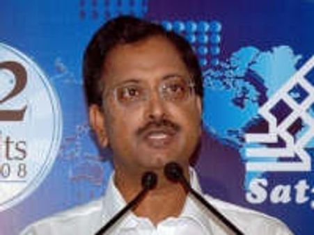 Satyam customers approach Infotech