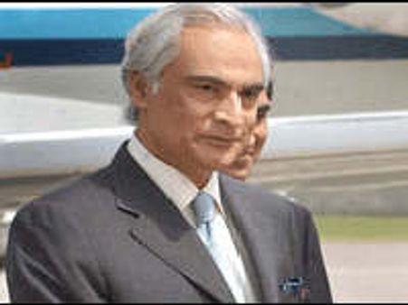 E-mail death threat to Pak envoy to India