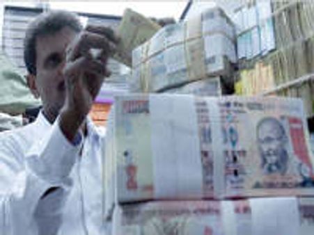 GDP to slowdown to 7.1pc for FY 09