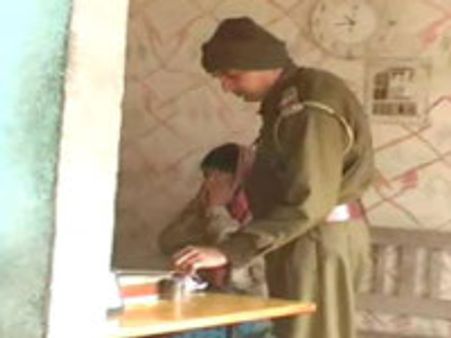 SI thrash couple for being together