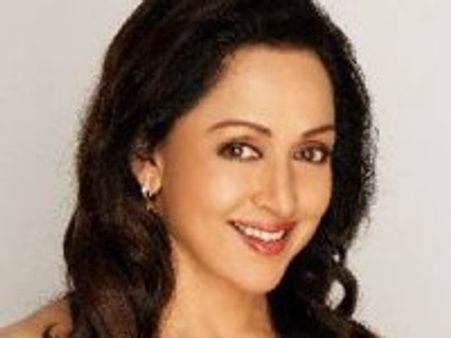 Wanna know Hema Malini's beauty secrets?