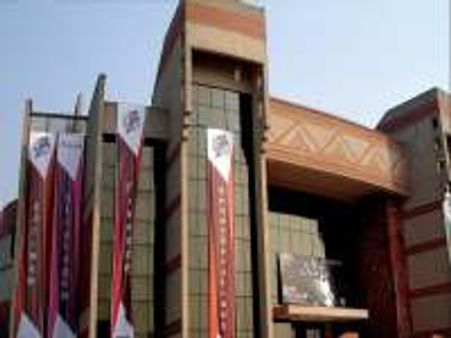 IIM-Calcutta hikes fees to Rs 7 lakh