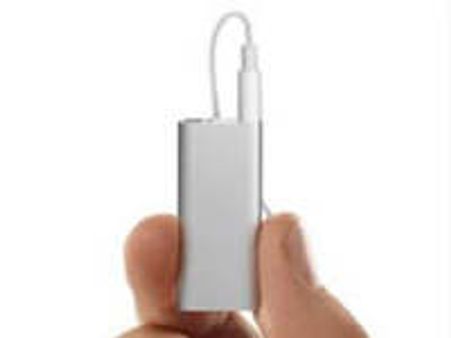New small 'talking' iPod shuffle from Apple