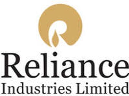 Reliance Industries plans to reopen petrol pumps