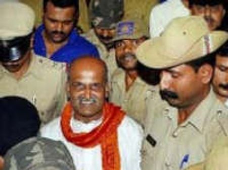 Court bans Pramod Muthalik for 1 year