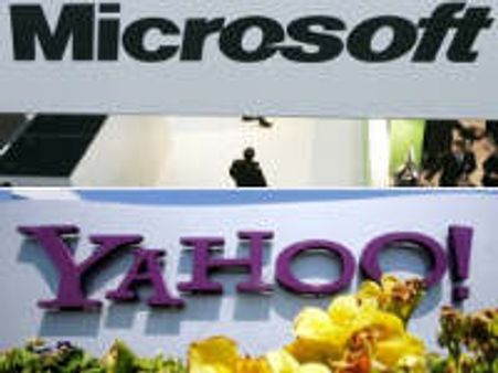 'Microsoft still keen on Yahoo buyout'
