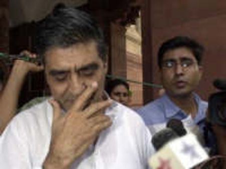 Congress to rethink fielding Jagdish Tytler