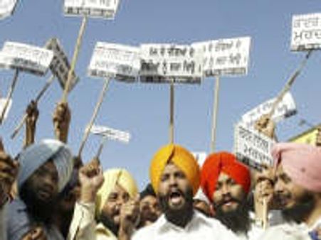Violent protests in Punjab over Tytler issue