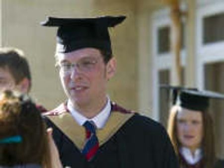 Get UK visa docs for mere 100 pounds in Pak