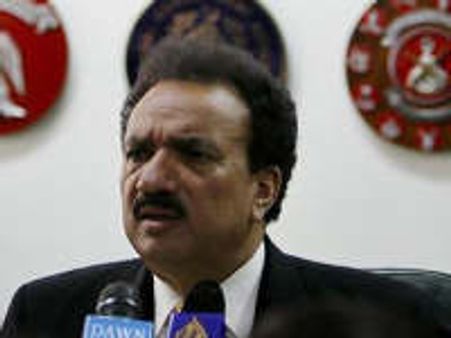 Pak arrests 6th suspect, wants info from India