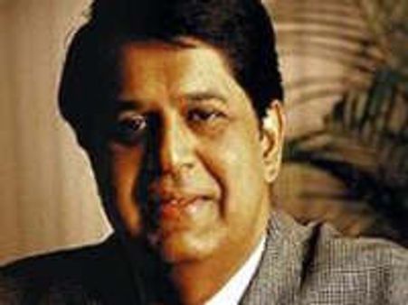 Infosys appoints KV Kamath as add Director